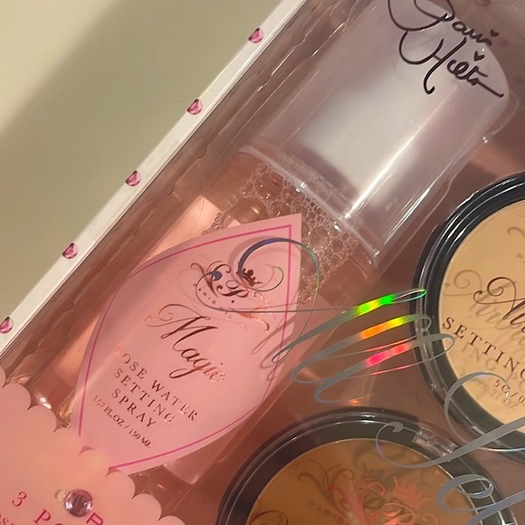 🆕 Paris Hilton “All Set” Rare 3-Piece Flawless Makeup Finishing System - Picture 4 of 8